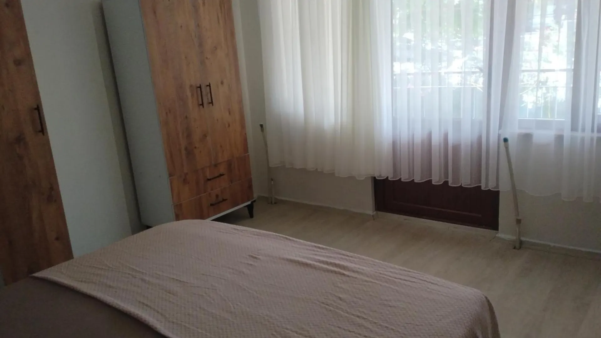 Kadinlar Denizi Plaji 100 M Bahceli Havuzlu Villa Kuşadası Turkije