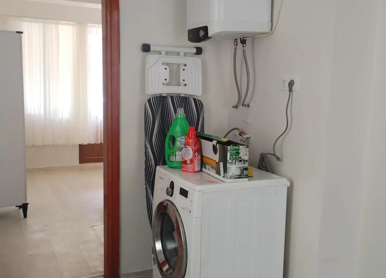 Kadinlar Denizi Plaji 100 M Bahceli Havuzlu Villa Kuşadası